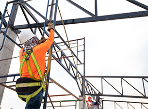 Dış Cephe İskele Sistemlerinde İş Güvenliğinin Önemi